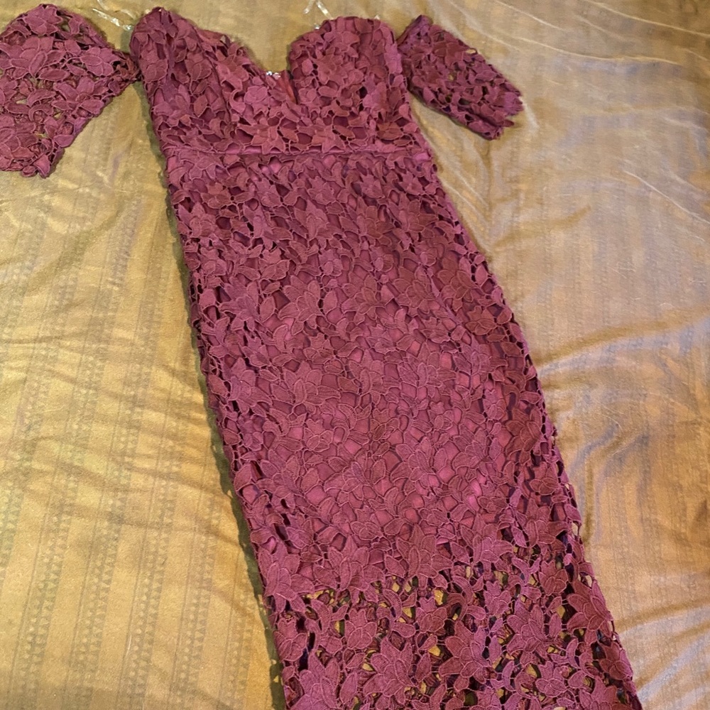 Dress - Picture 2 of 3